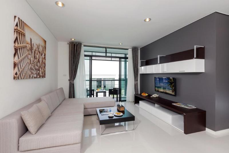 Kamala Regent Phuket Condotel Exterior photo